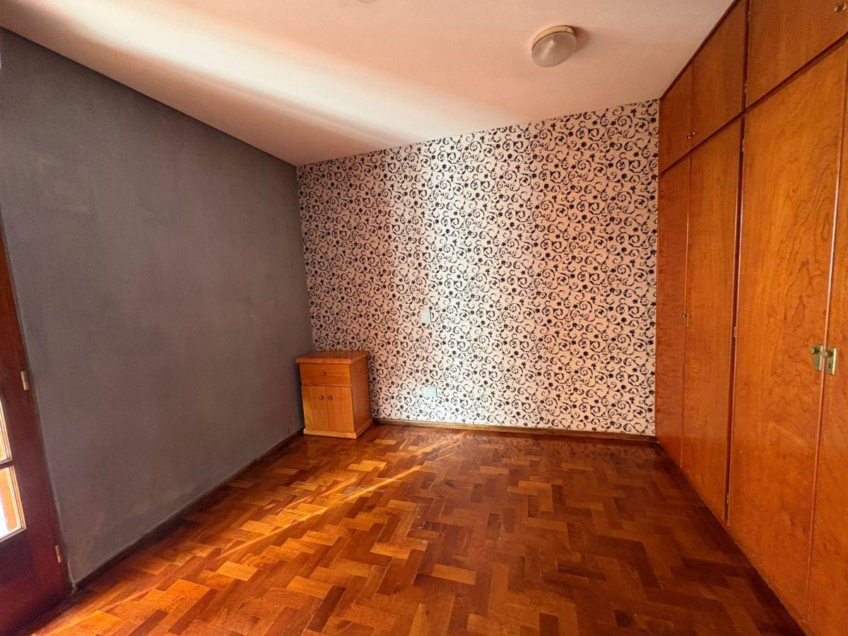 Foto de Venta - Casa/Cochera triple690m2 - Godoy Cruz/Benegas/Santa Angela, imagen 4