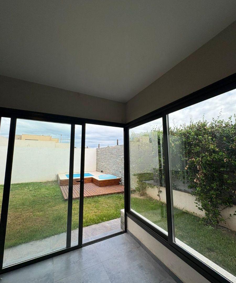 Foto de Alquiler - Casa (3 dormitorios/cochera 2) - Villa Michelo - Maipú, imagen 3