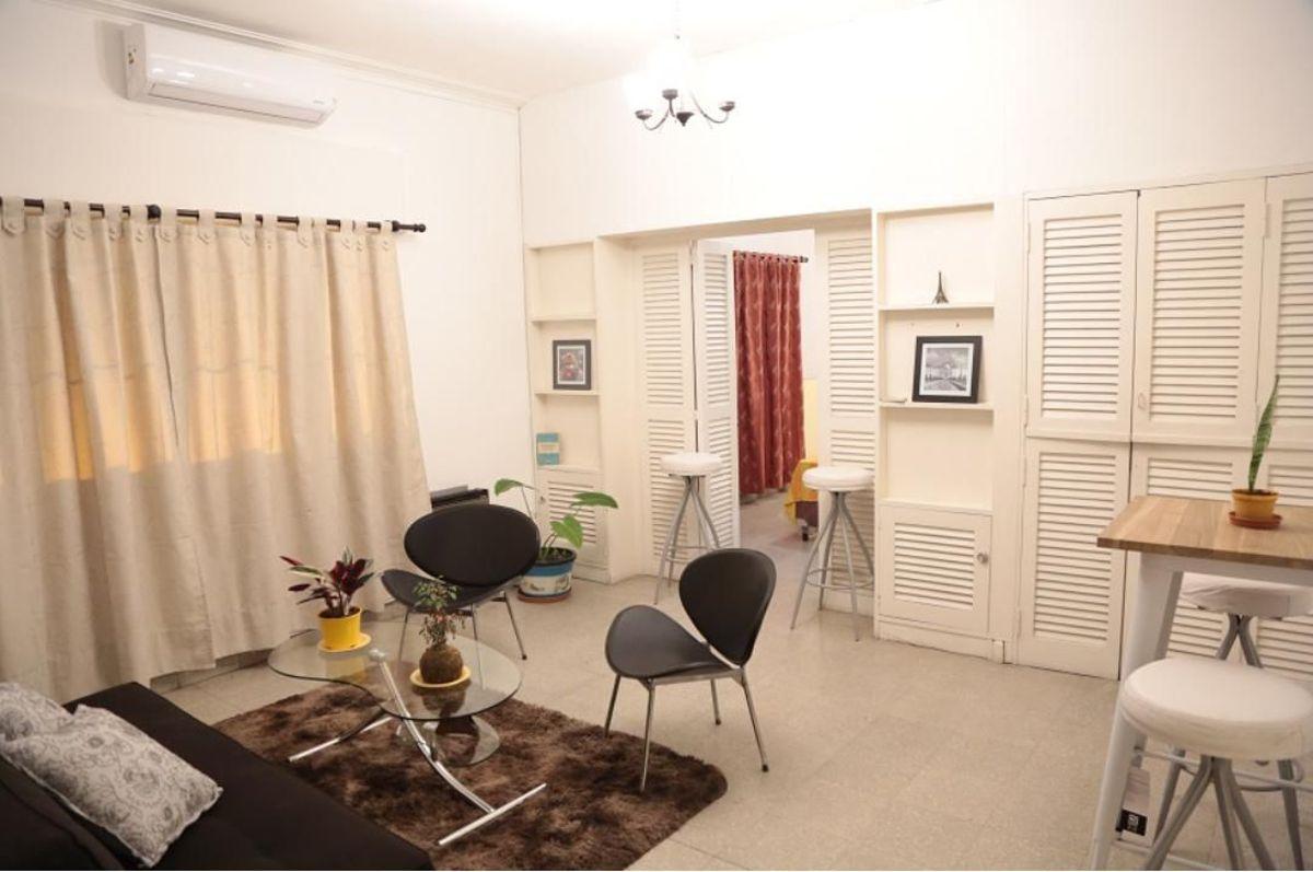 Alquiler - Departamento/Oficina/Amoblado - Ciudad de Mendoza/ Calle Morón