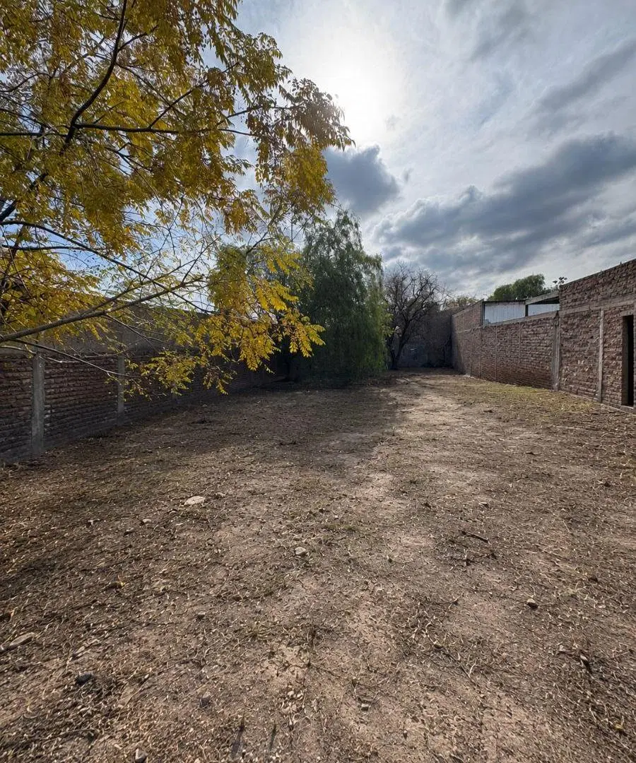 Venta - Lote/Terreno 900m2 - Maipú (A cuatro cuadras de la plaza) 2