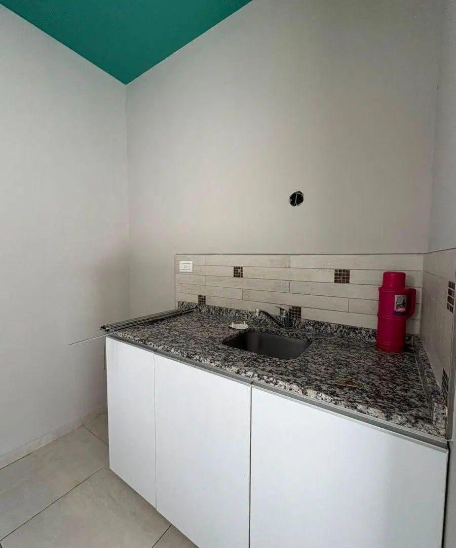 Alquiler - Monoambiente/Departamento - Godoy Cruz (Cochera) 8