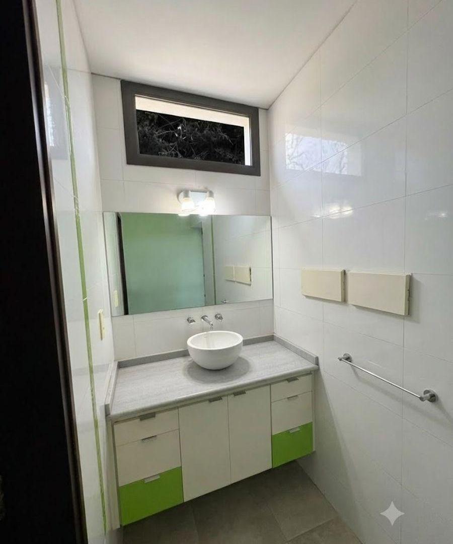 Foto de Excelente Casa en Barrio Semi Privado | 3 Dormitorios | Pileta | Apta, imagen 4