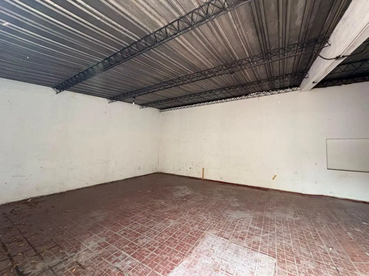 Alquiler - Casa con Galpón y cuatro dormitorios - San Jose/Bandera de los Andes (Guaymallén) 3