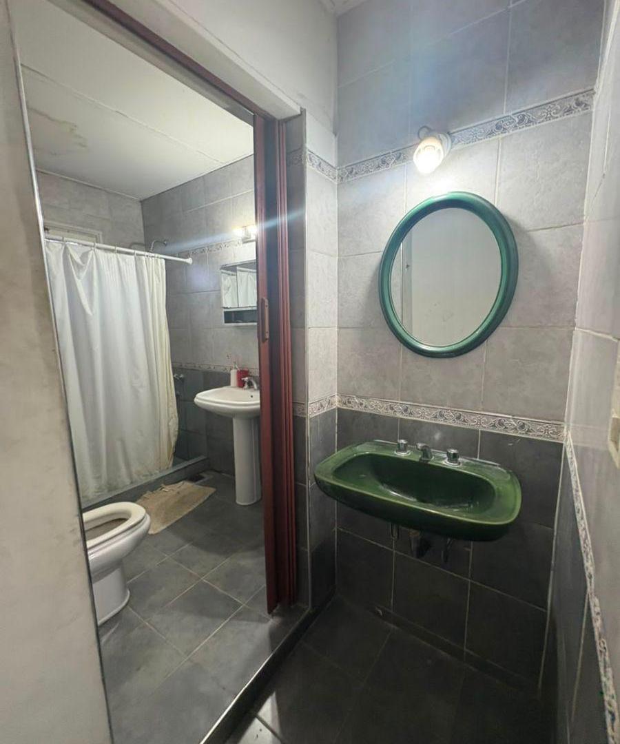 Foto de Casa - alquiler (Cuatro Dormitorios) - Cuarta Sección opción de local, imagen 3