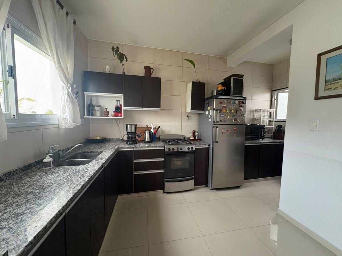 Foto de Casa en Venta Luján de Cuyo | 3 Dormitorios, Jardín, Pileta y Cochera, imagen 5