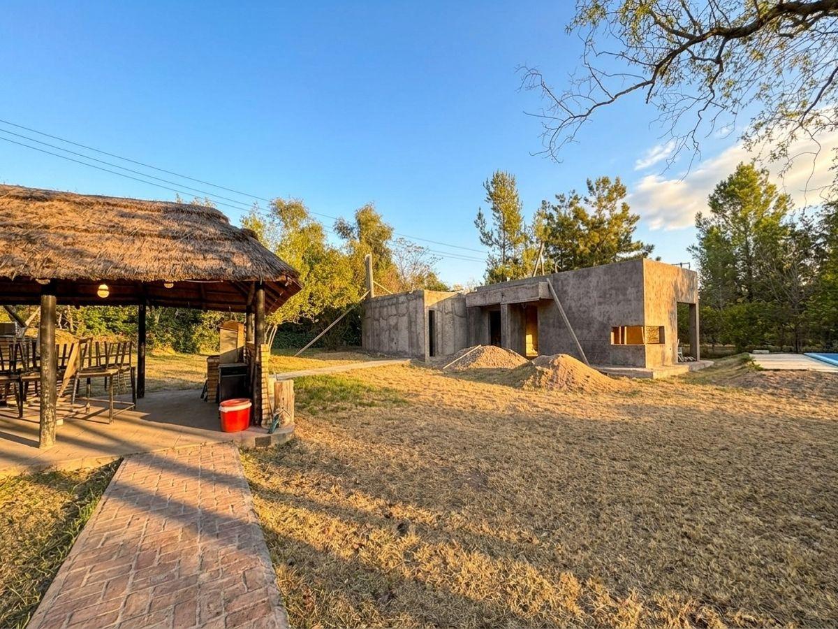 Foto de Venta lote de 1.400 m² en Barrio Privado La Capilla, Vistalba – Pileta, imagen 2