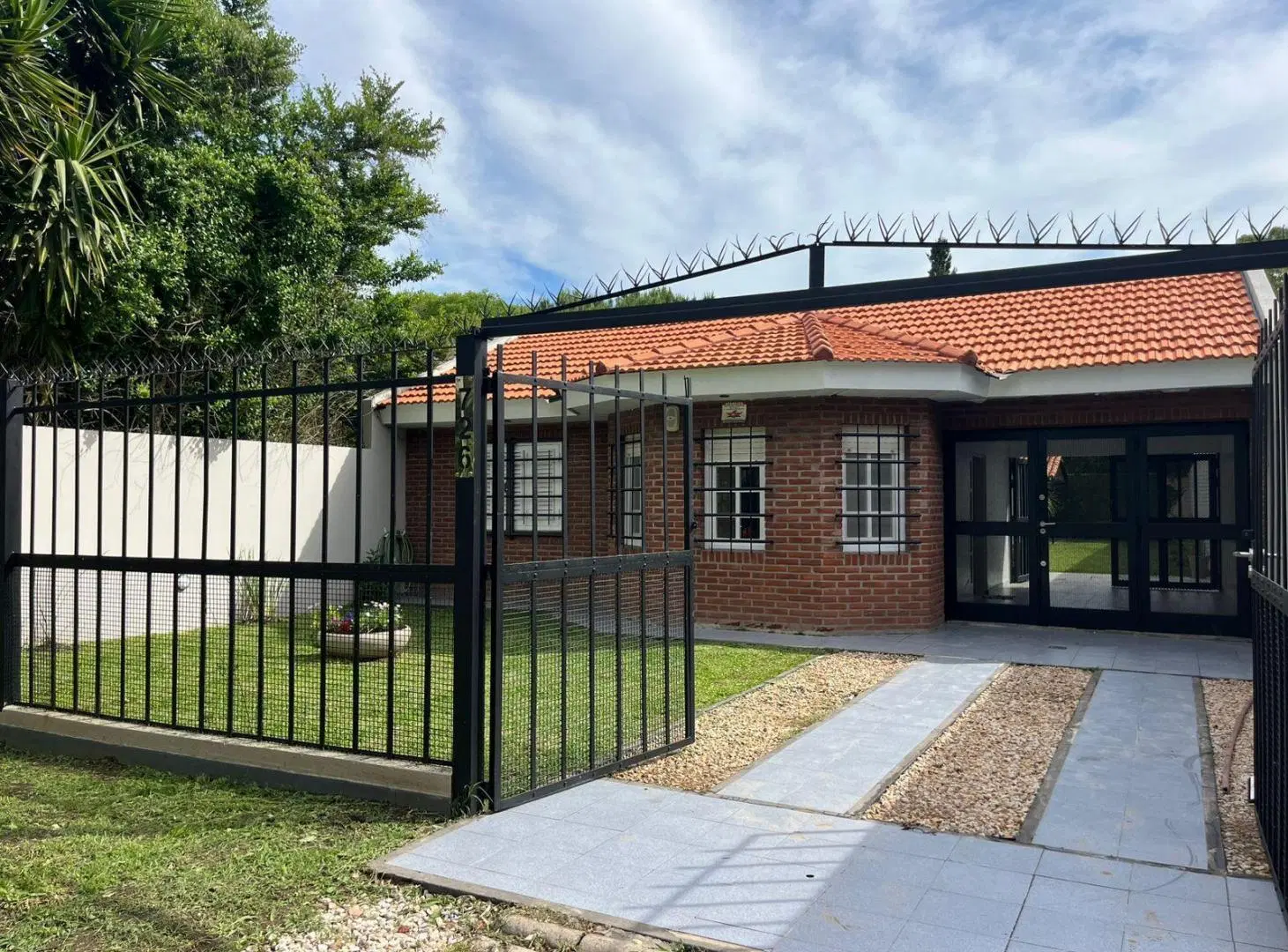 Casa /opción lote lindero 1