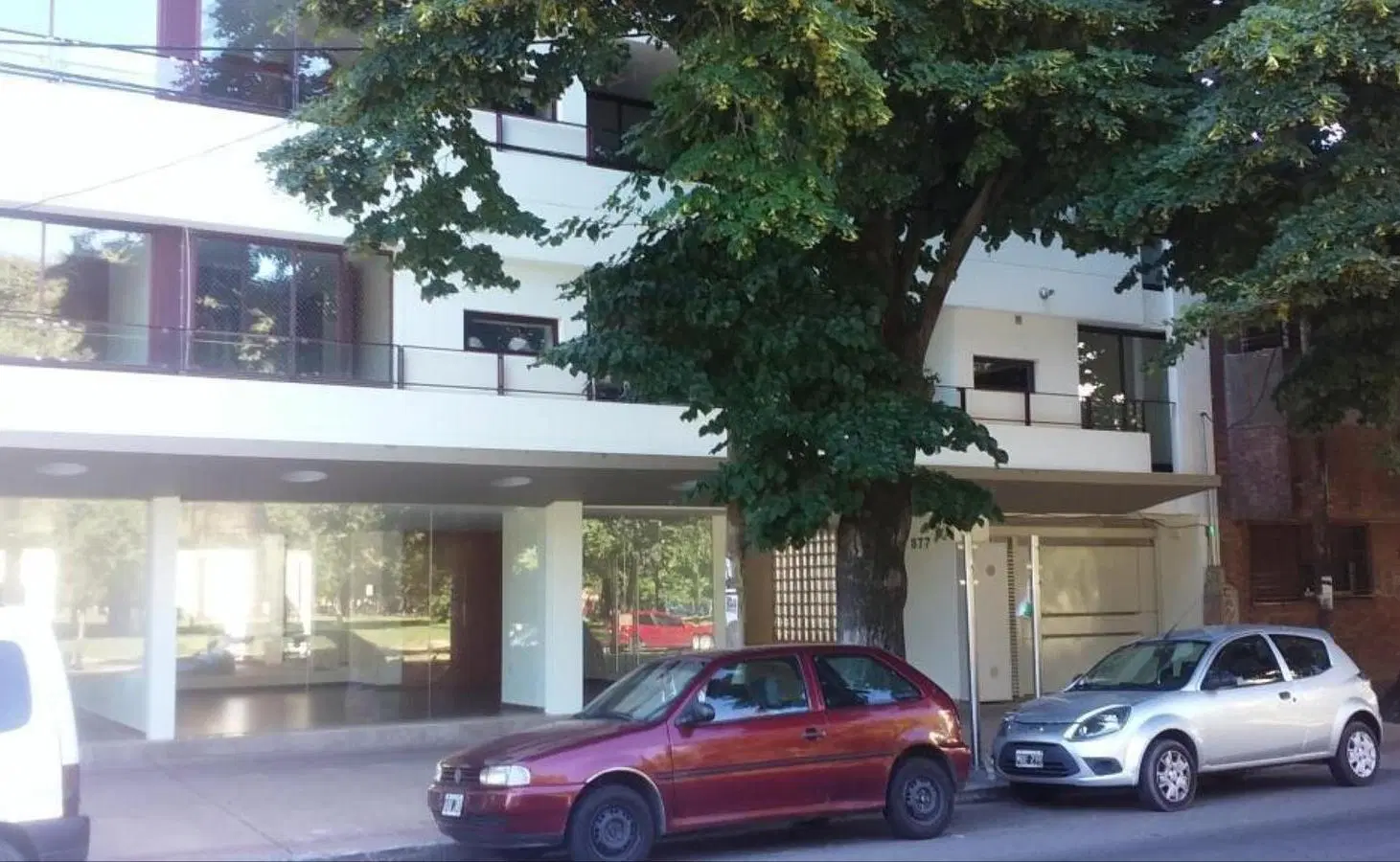 Ccochera descubierta en alquiler, sin EXPENSAS 2
