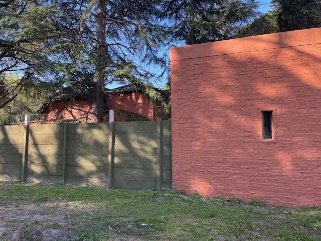 Terreno entre caminos . Zona parque ecológico 3