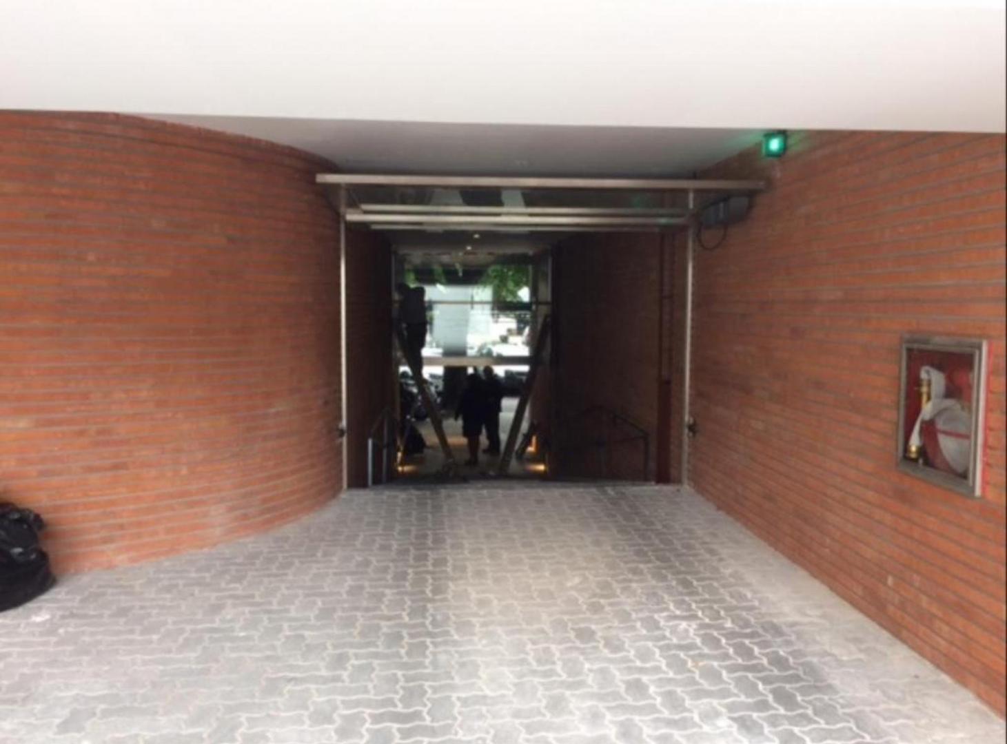 Foto de Cochera semicubierta, imagen 4