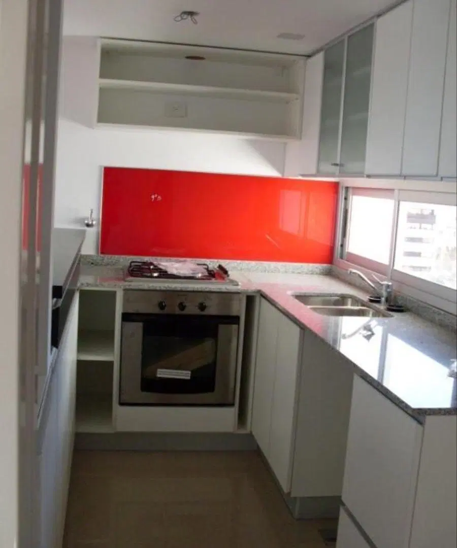Departamento de categoría dos dormitorios y cochera en alquiler 2