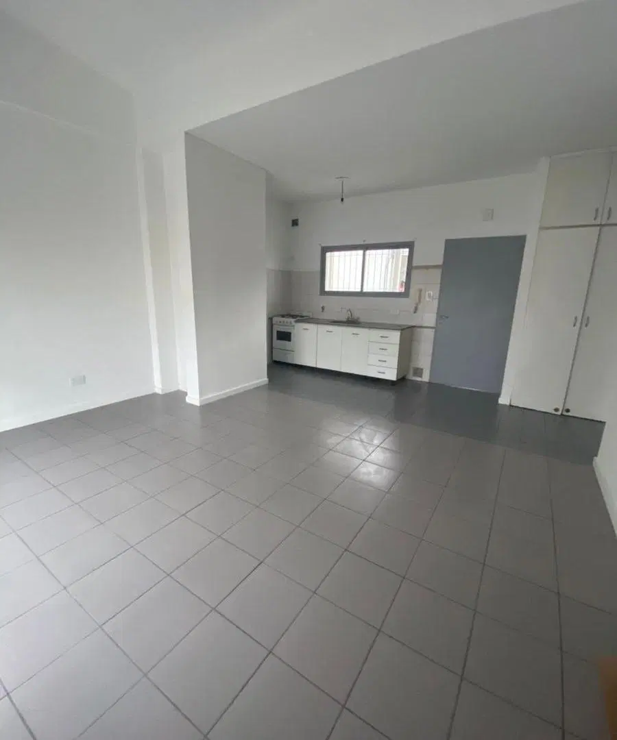 Departamento de 1 dormitorio en alquiler, bajas expensas!! 3