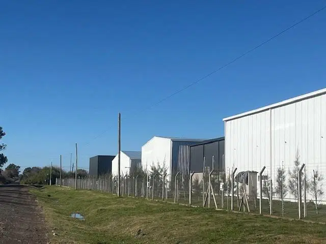 "Galpón en Polo 520." 3
