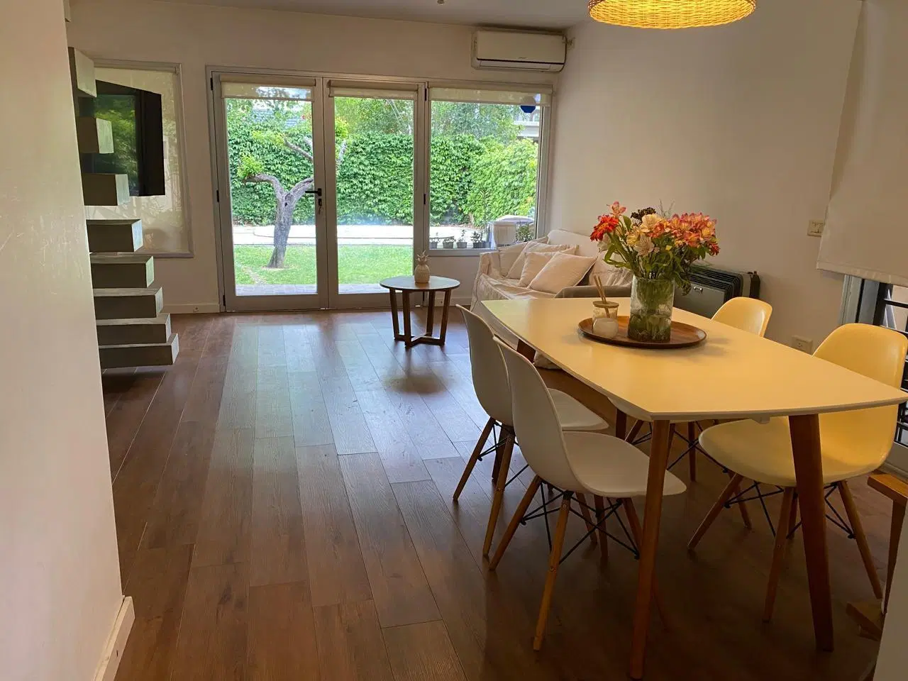 Excelente Duplex c/ pileta e/ Caminos 2