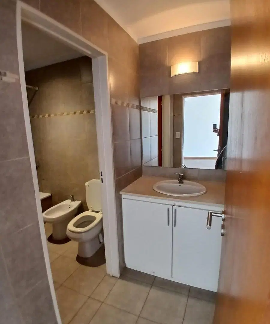 Departamento de 1 dormitorio en alquiler, zona plaza moreno 1