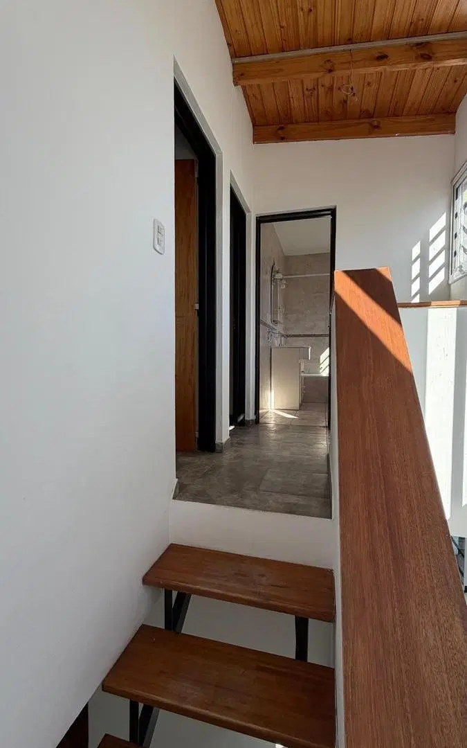 Duplex de dos dormitorios con cochera SIN EXPENSAS 2