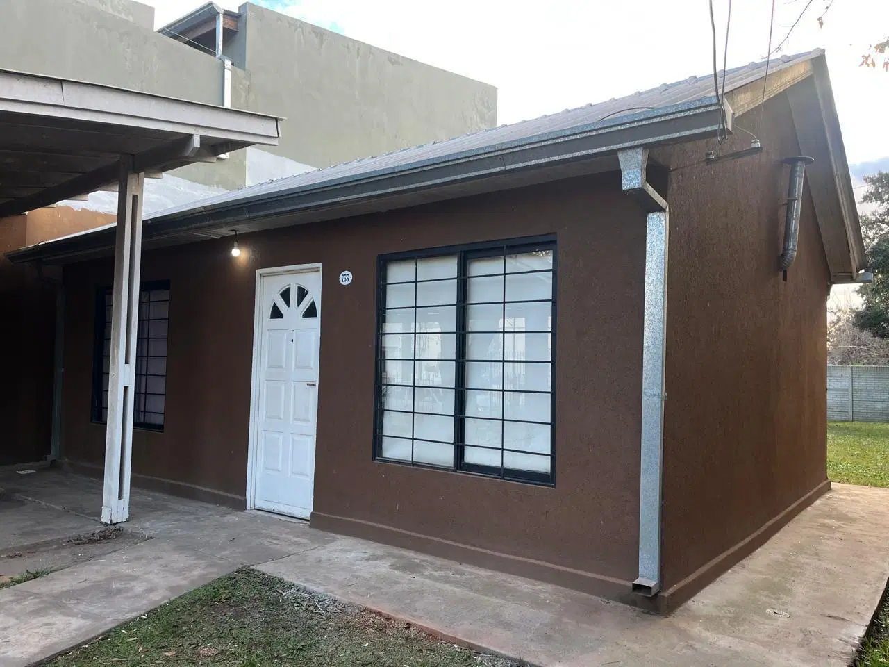 Casa de dos dormitorios en alquiler 4