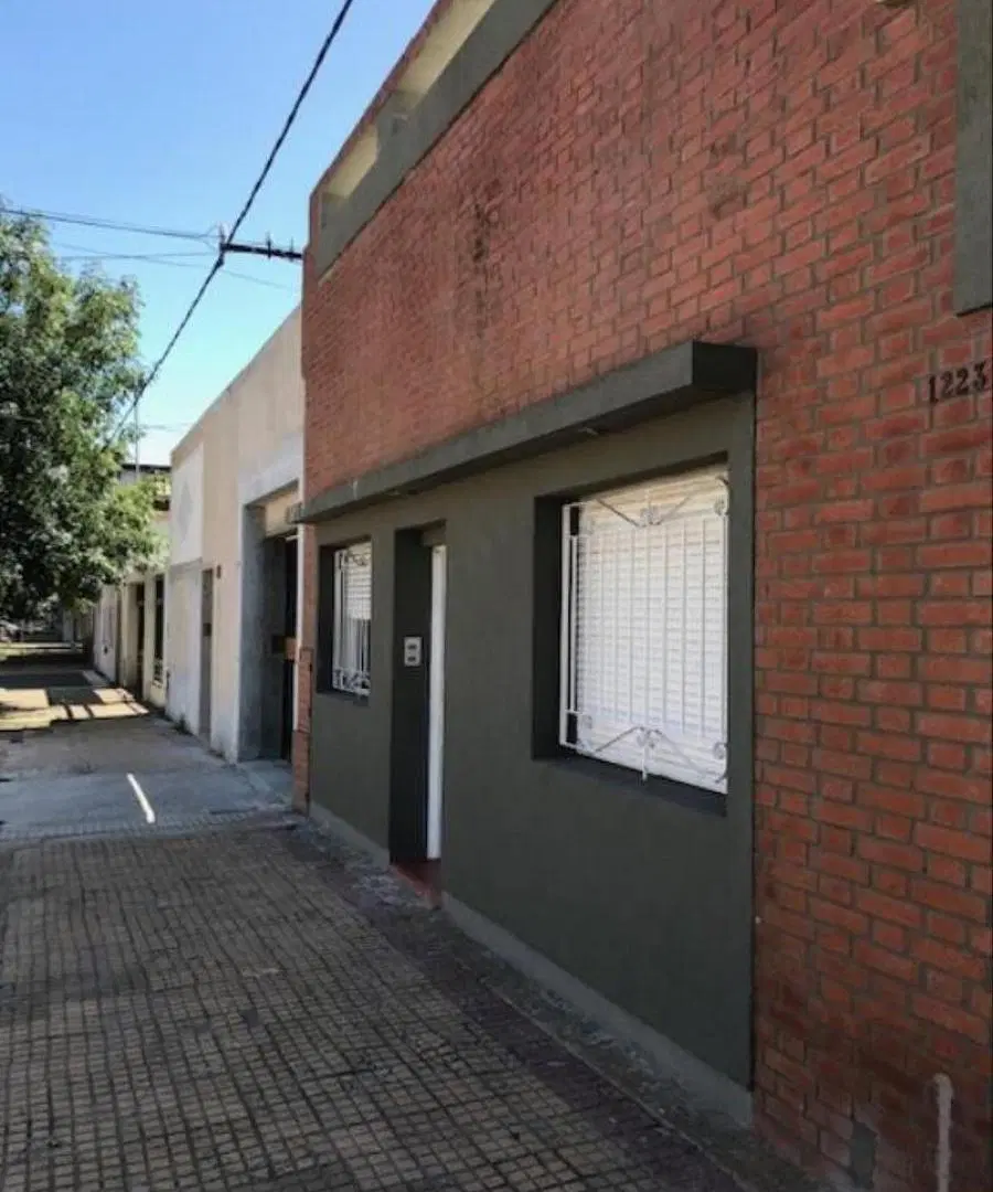 Casa en alquiler, de dos con posibilidad de 3 dormitorios 1