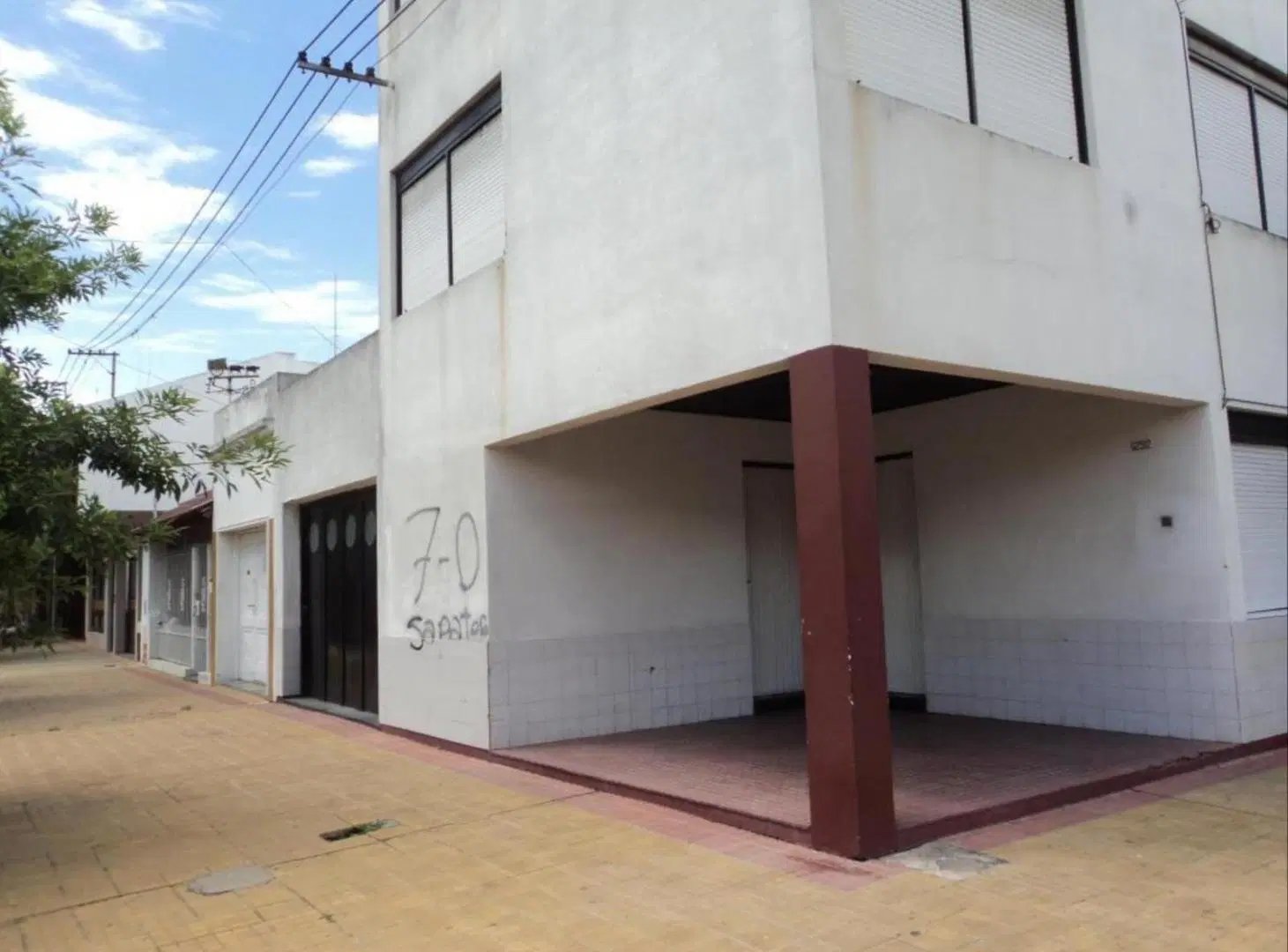 Triplex en alquiler, de dos dormitorios con cochera 5