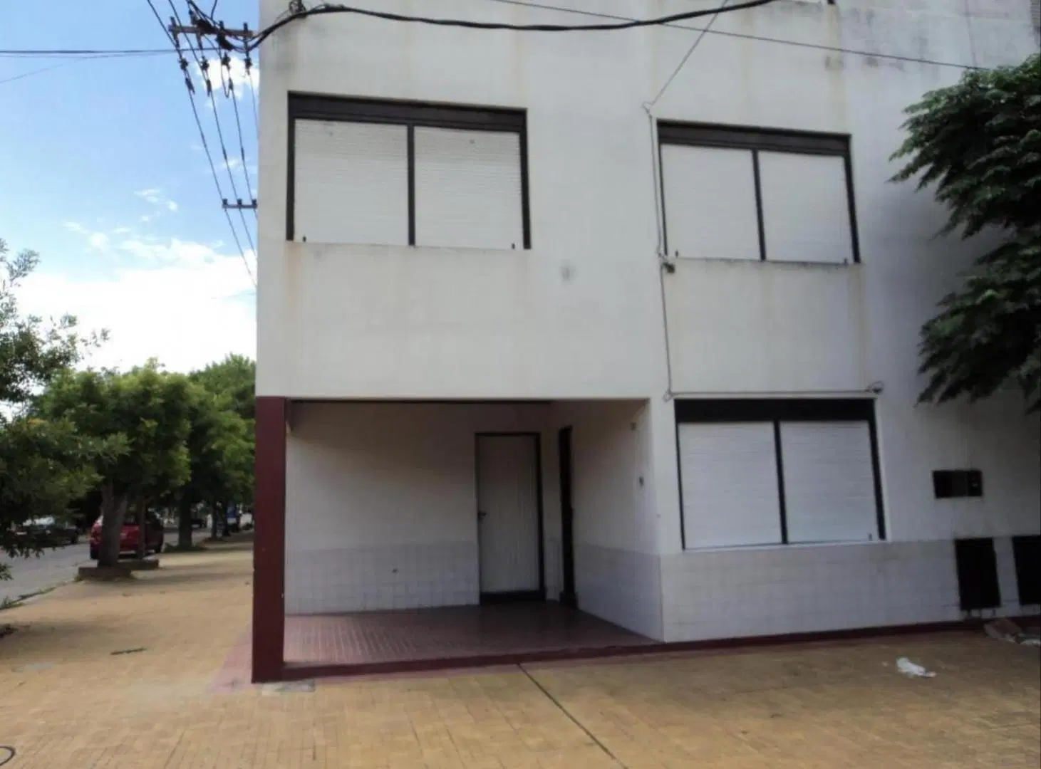 Triplex en alquiler, de dos dormitorios con cochera 1
