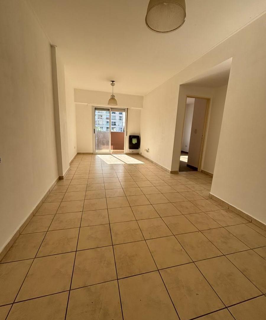 Foto de Departamento de 1 dormitorio con balcon, al contrafrente, imagen 4
