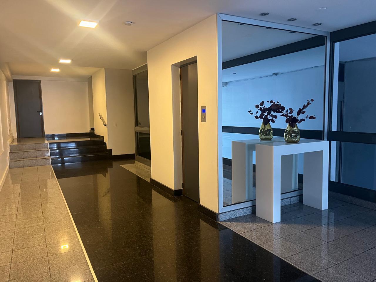 Foto de Departamento en alquiler, piso de dos dormitorios, imagen 2