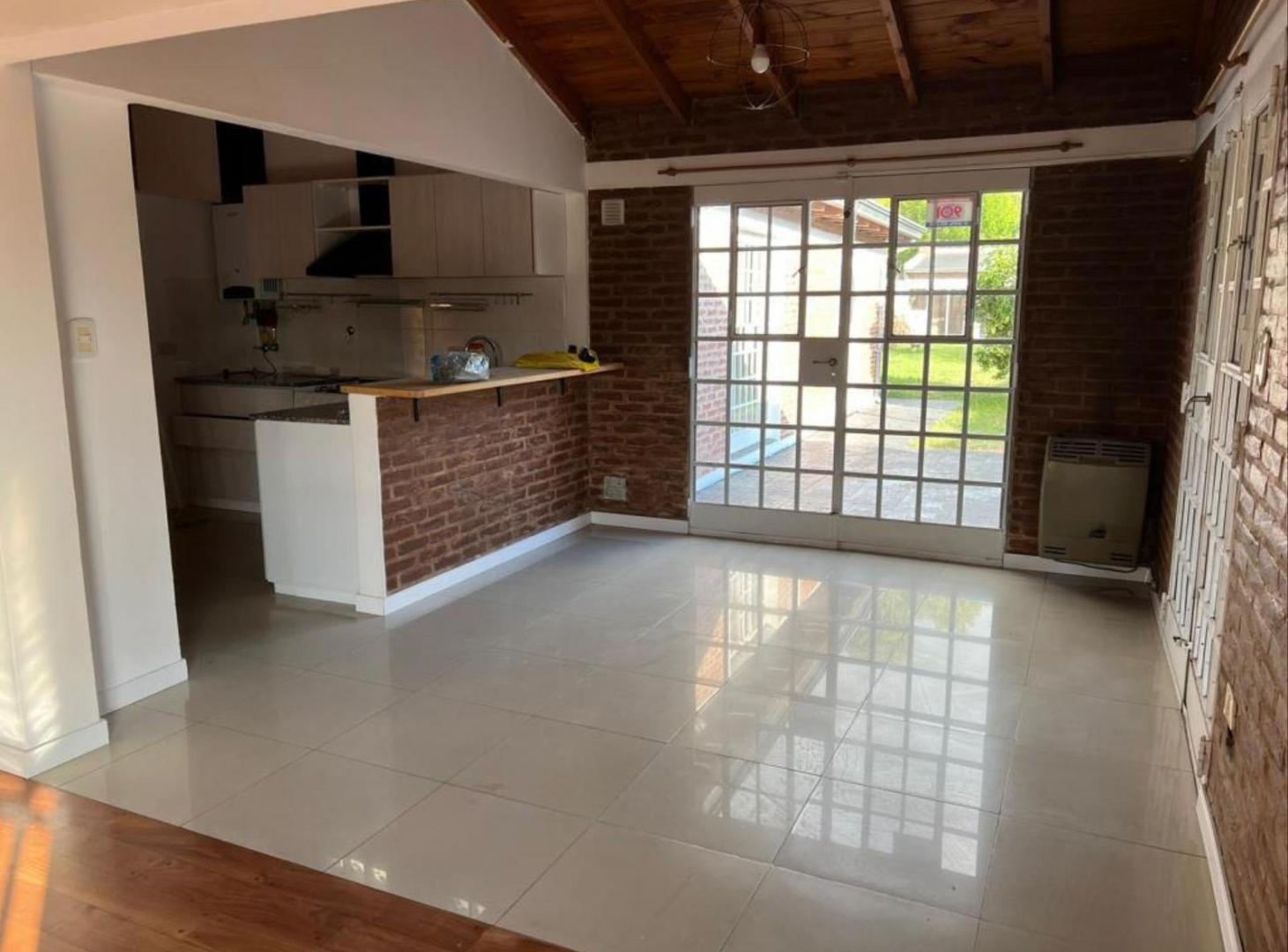 Foto de Casa en alquiler en Gonnet, imagen 1