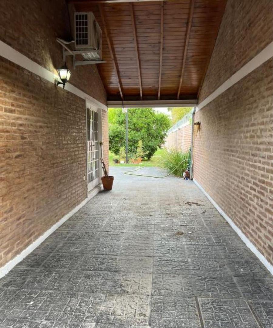 Foto de Casa en alquiler en Gonnet, imagen 2