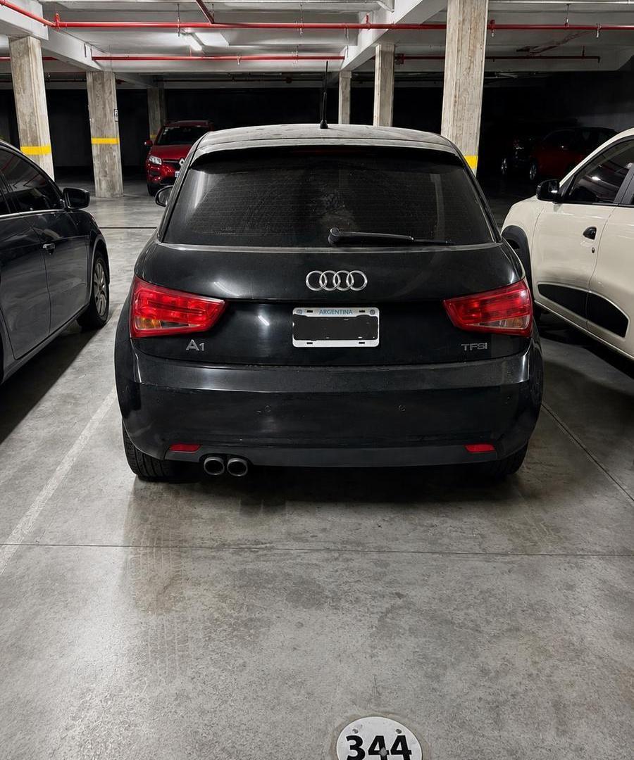 Foto de cochera cubierta en alquiler, imagen 4