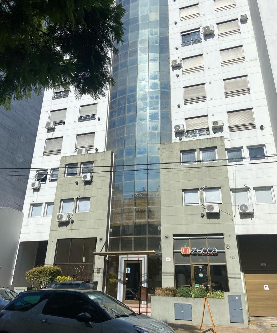 Foto de Departamento apto destino profesional Excelente ubicación y vista!!!, imagen 2