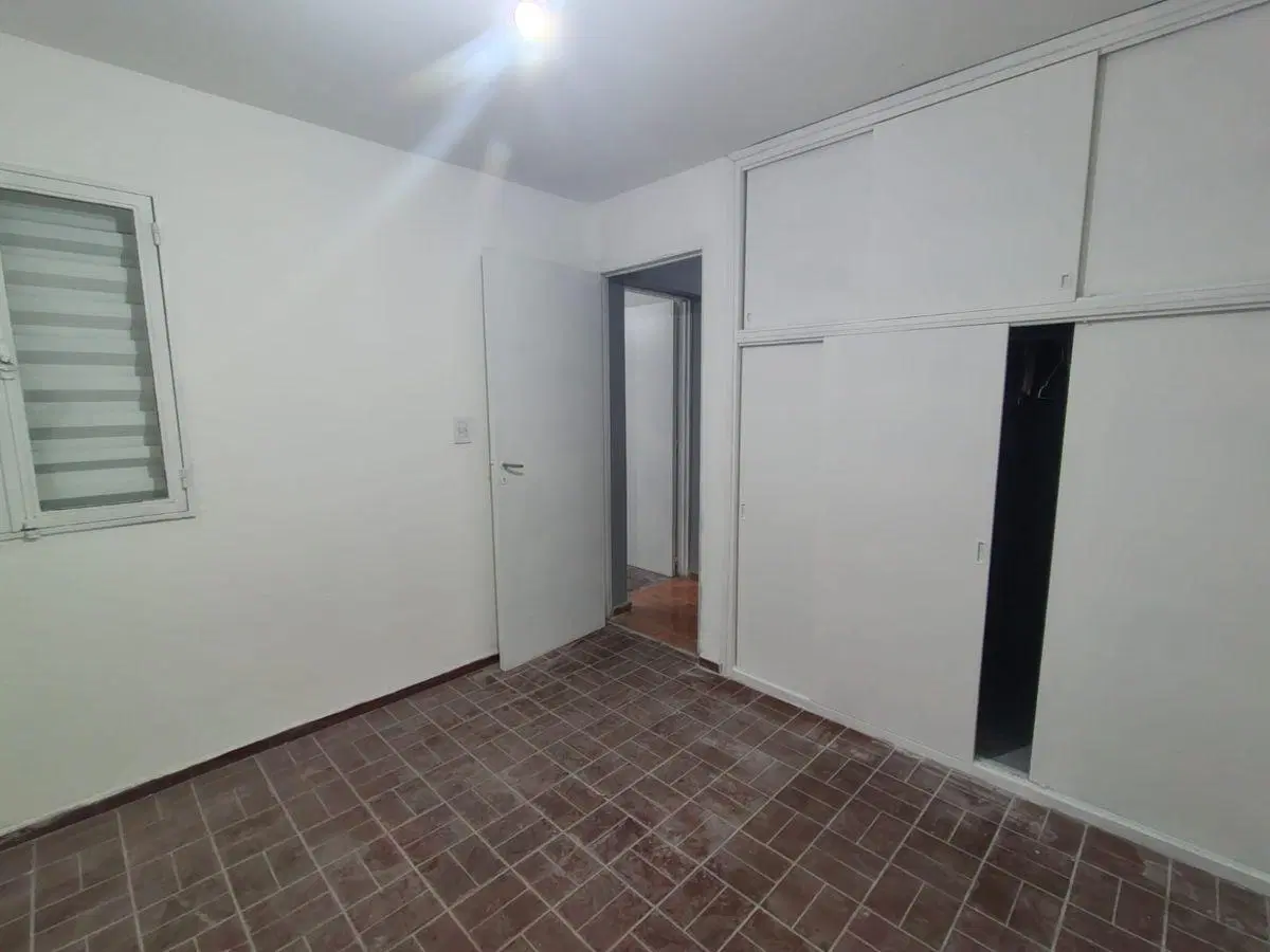 Casa de 4 dormitorios en alquiler en Las Tortugas y 2 cocheras 4