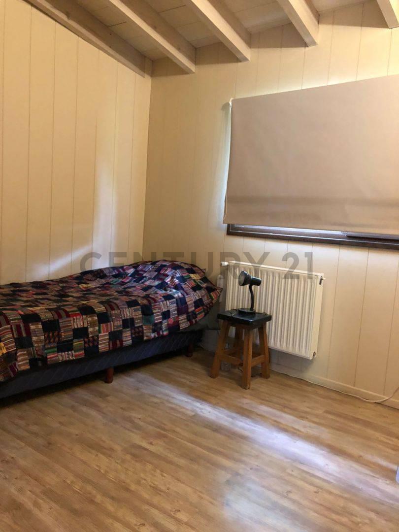 Casa en Venta Bariloche - Melipal Descripción: Propiedad Ubicada en El Barrio Melipal 5