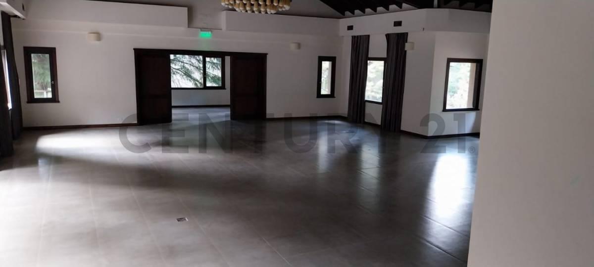 Propiedad en Venta Local, Departamento y Salon Bariloche 3