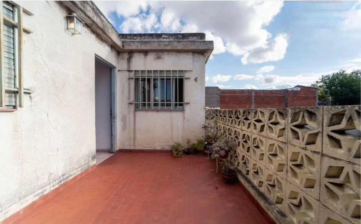 ALTO ALBERDI VENTA 2 PH+LOCAL +GALPON 5