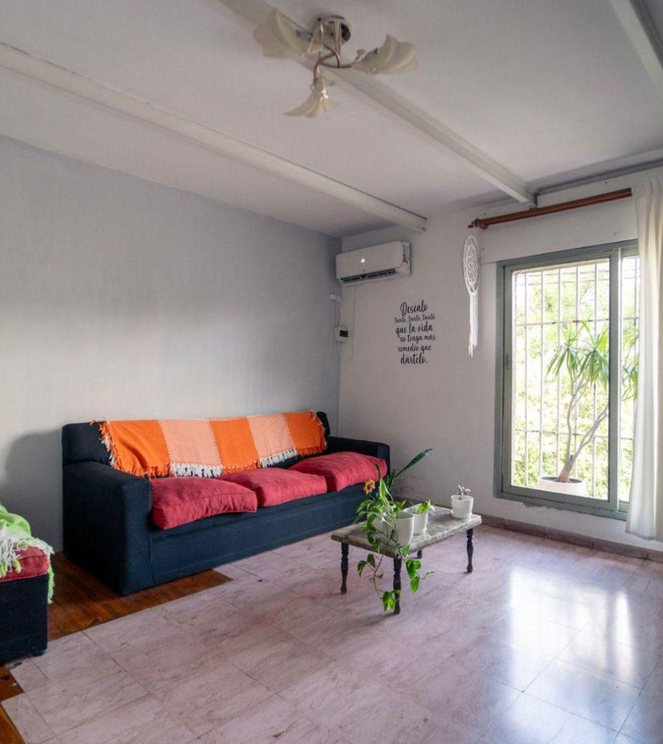 Foto de VENTA PH+LOCAL +GALPON ALTO ALBERDI 4 RENTAS EN 1, imagen 2
