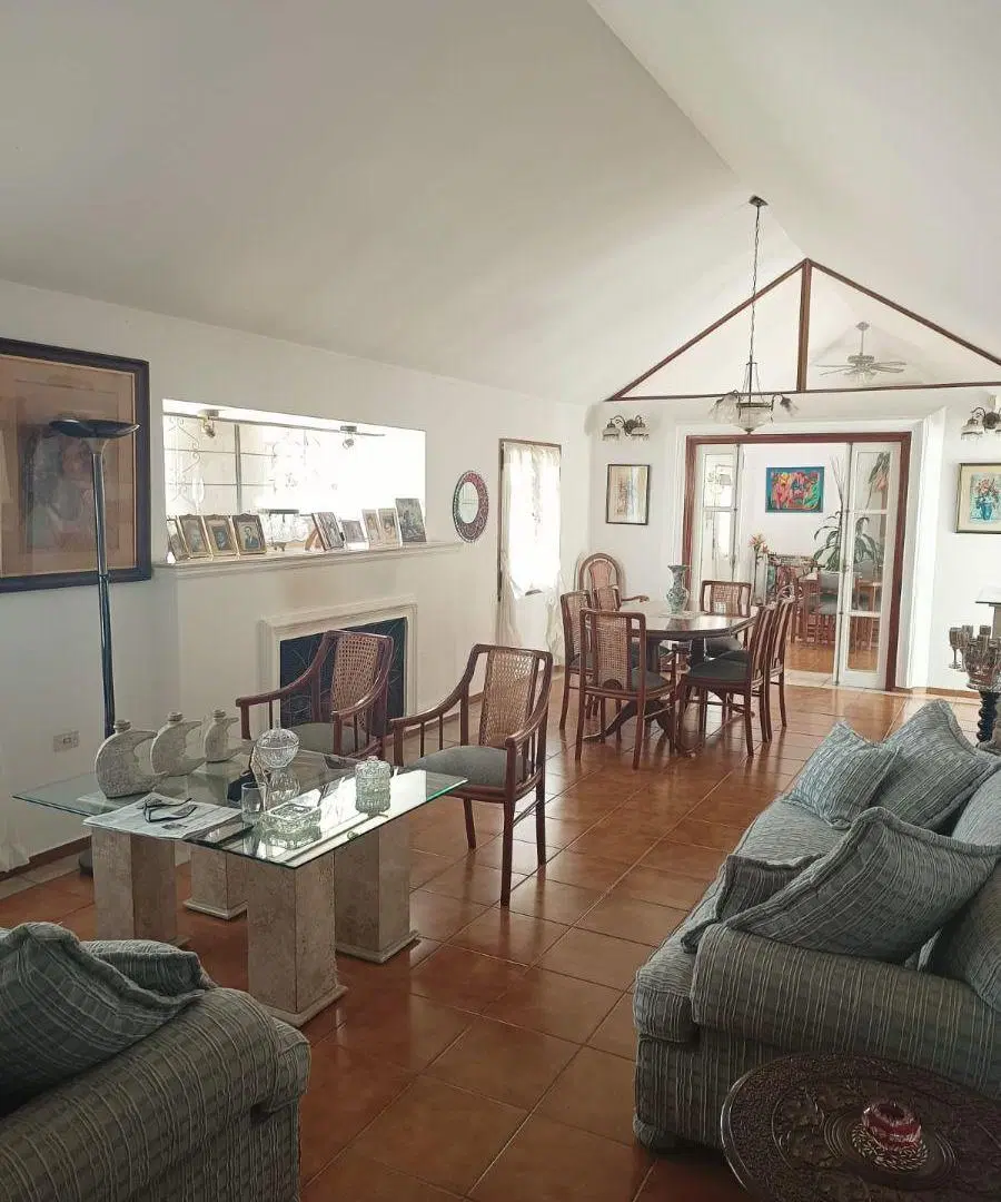 VENTA CASA LOTE 3 EN 1 URCA 3