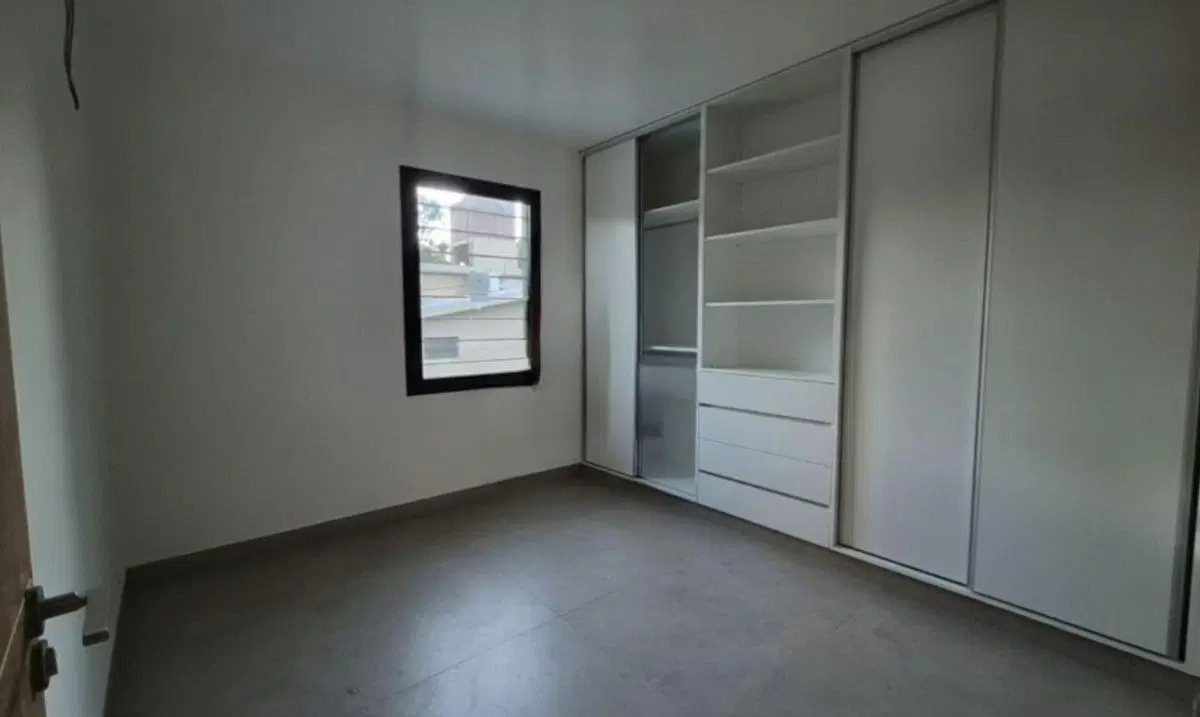VENTA DUPLEX A ESTRENAR BARRIO CERRADO 3 DORM 4