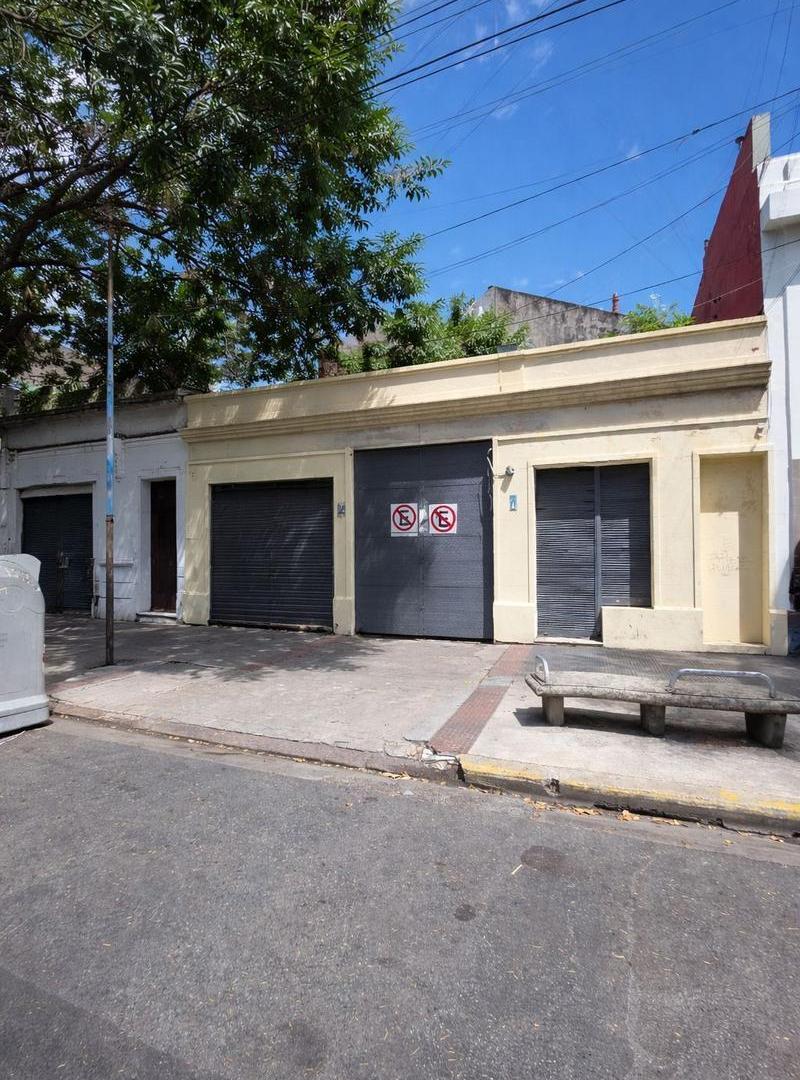Venta Deposito/Galpón, Frente 12.70 x 45,36 Mts
