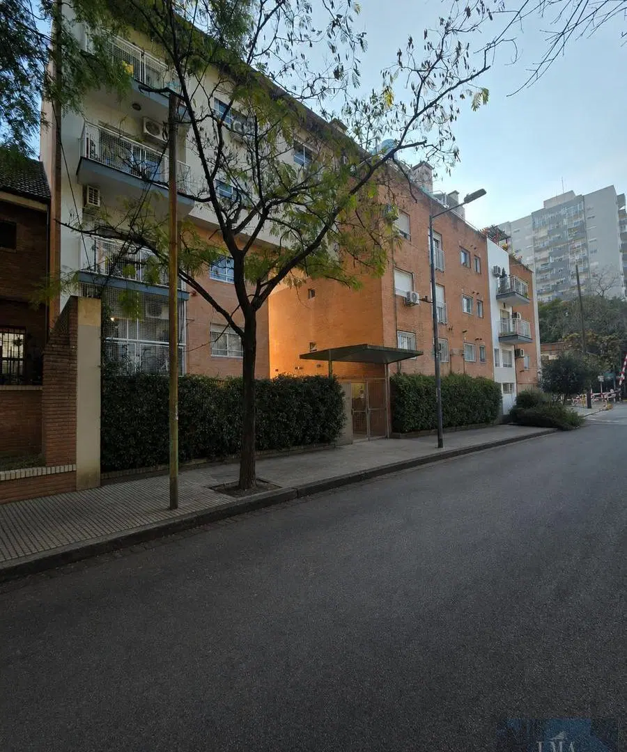 Venta  impecable departamento3 amb con cochera . 4