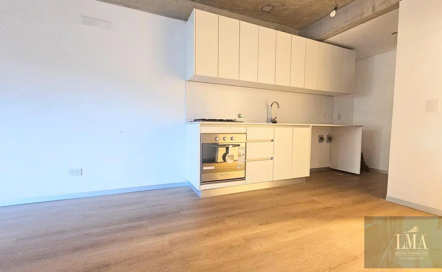 Venta Departamento 3 amb con cochera en Caballito Norte 2