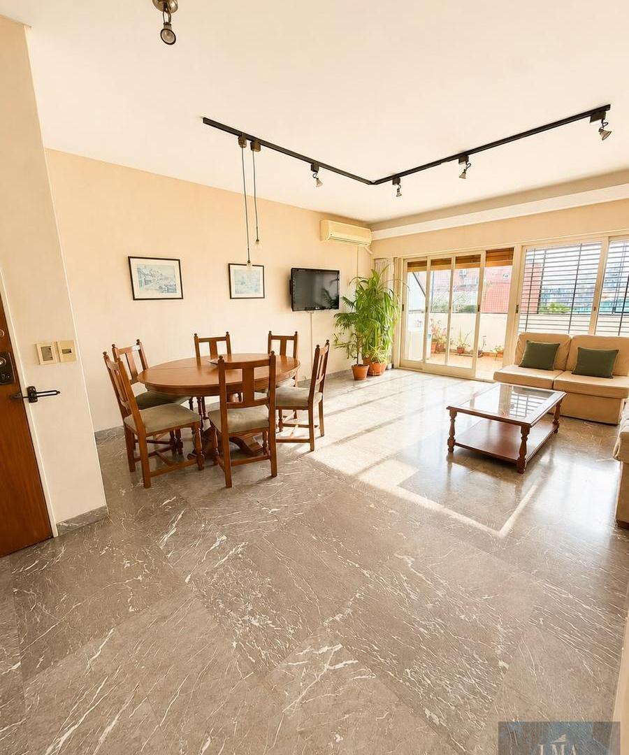 Foto de Venta Departamento 4 ambientes mas dependencia 2 cocheras y baulera, a, imagen 1