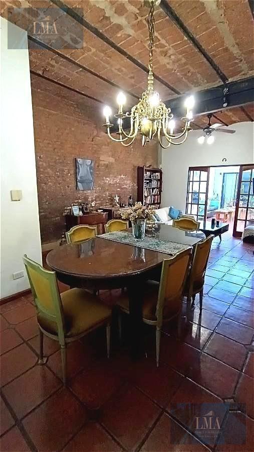 Foto de Venta casa 4 ambientes, patio terraza y cochera en Villa Del Parque., imagen 4