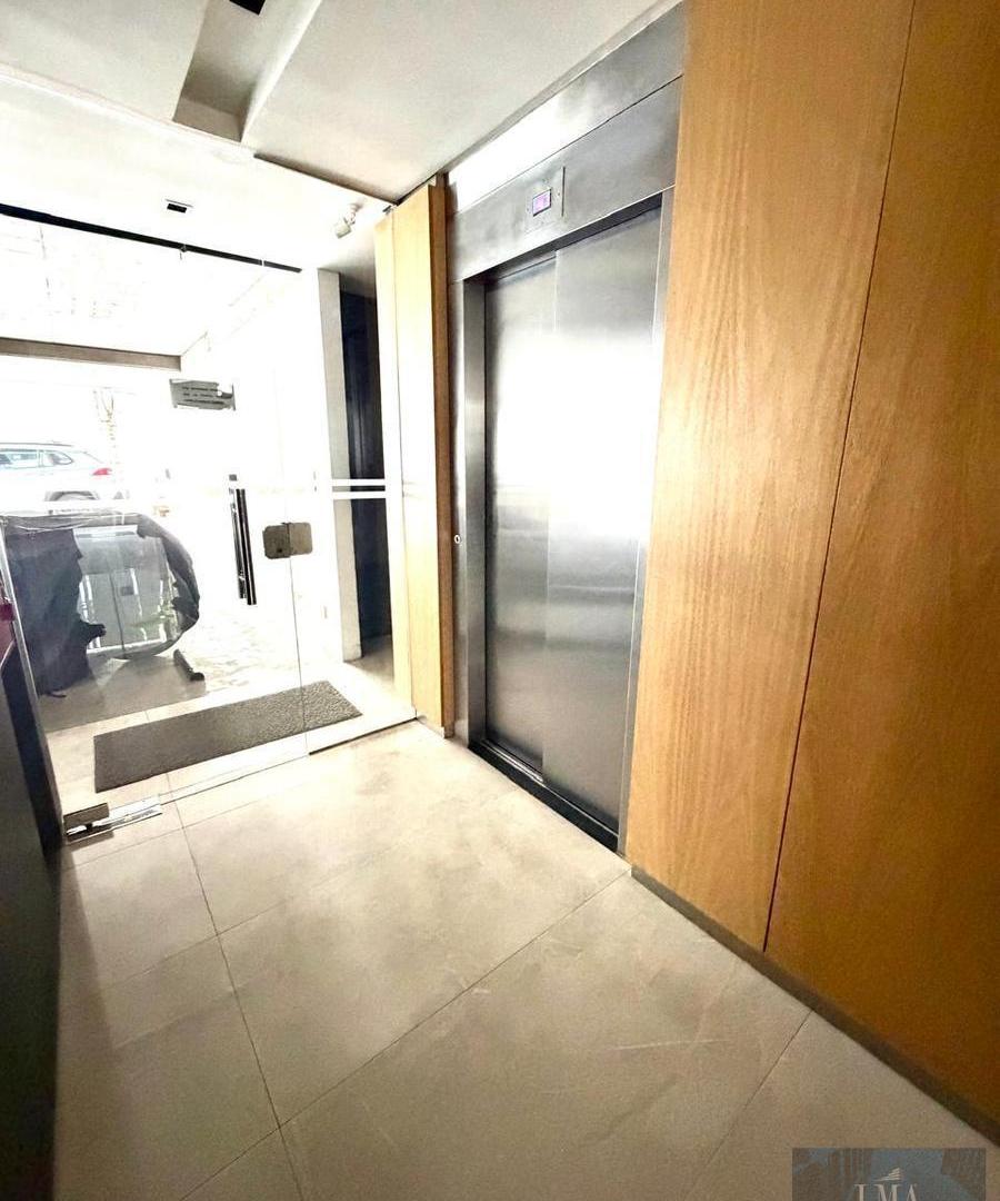 Foto de VENTA DEPARTAMENTO 4 AMBIENTES CON GRAN TERRAZA – VILLA DEL PARQUE, imagen 4