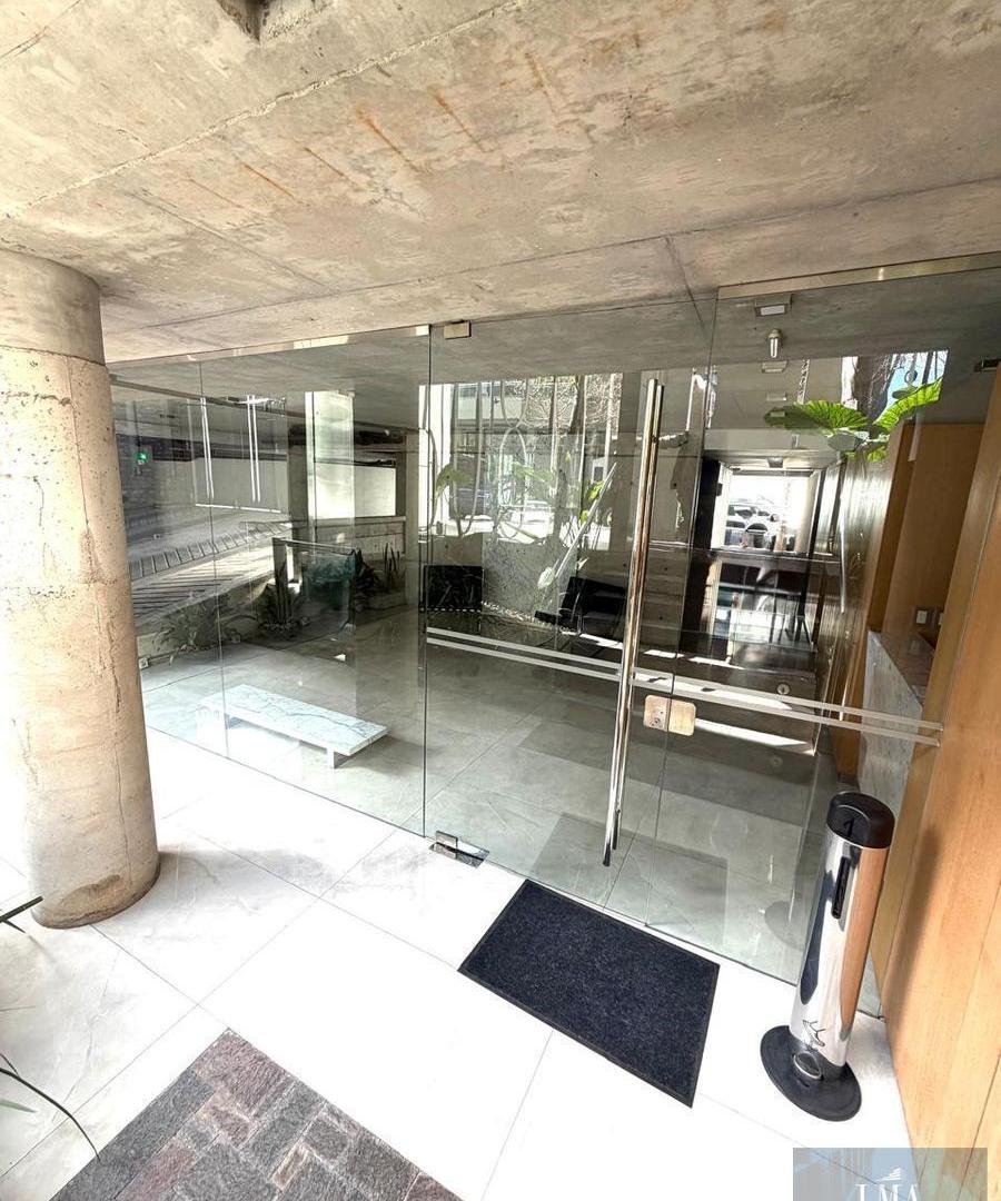 Foto de VENTA DEPARTAMENTO 4 AMBIENTES CON GRAN TERRAZA – VILLA DEL PARQUE, imagen 1