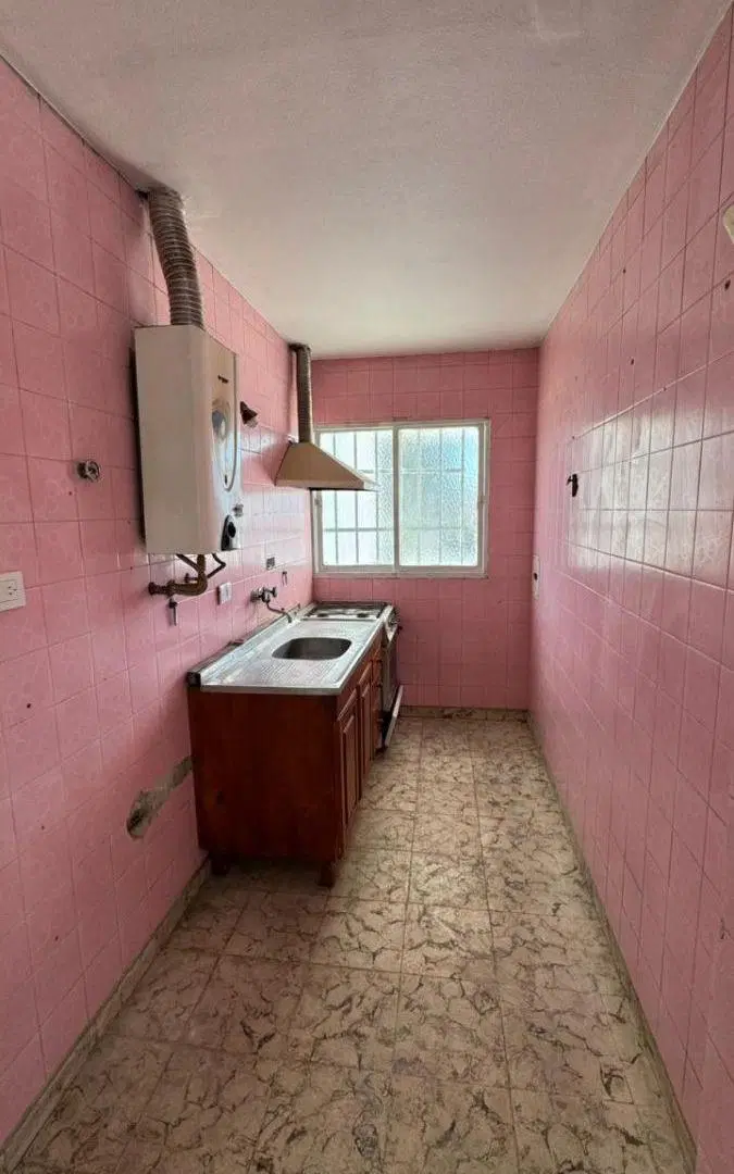 ALQUILER DEPTO PARA USO COMERCIAL - 2 DORMITORIOS- SOBRE AV VALPARAISO - EXCELENTE UBICACION 4