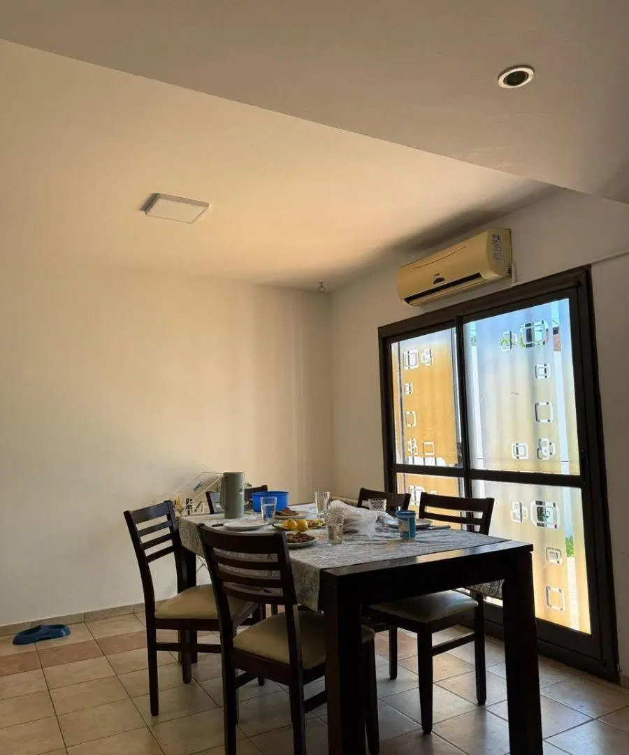 DUPLEX EN VENTA - OPORTUNIDAD - SAN SALVADOR - URITORCO - 3 DORMITORIOS 5