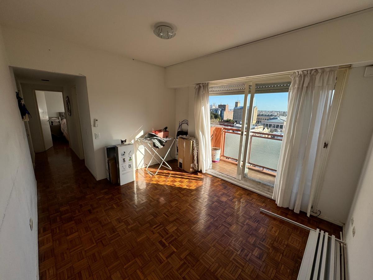 Departamento 2 Ambientes con Balcon en Venta 2