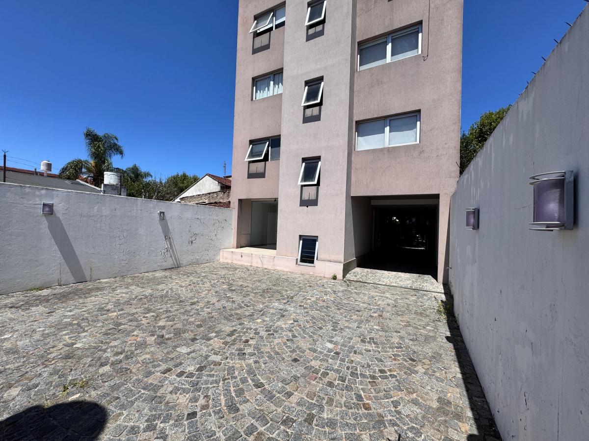 Departamento Semipiso 2 Ambiente con Cochera Cubierta y Baulera en Venta 4