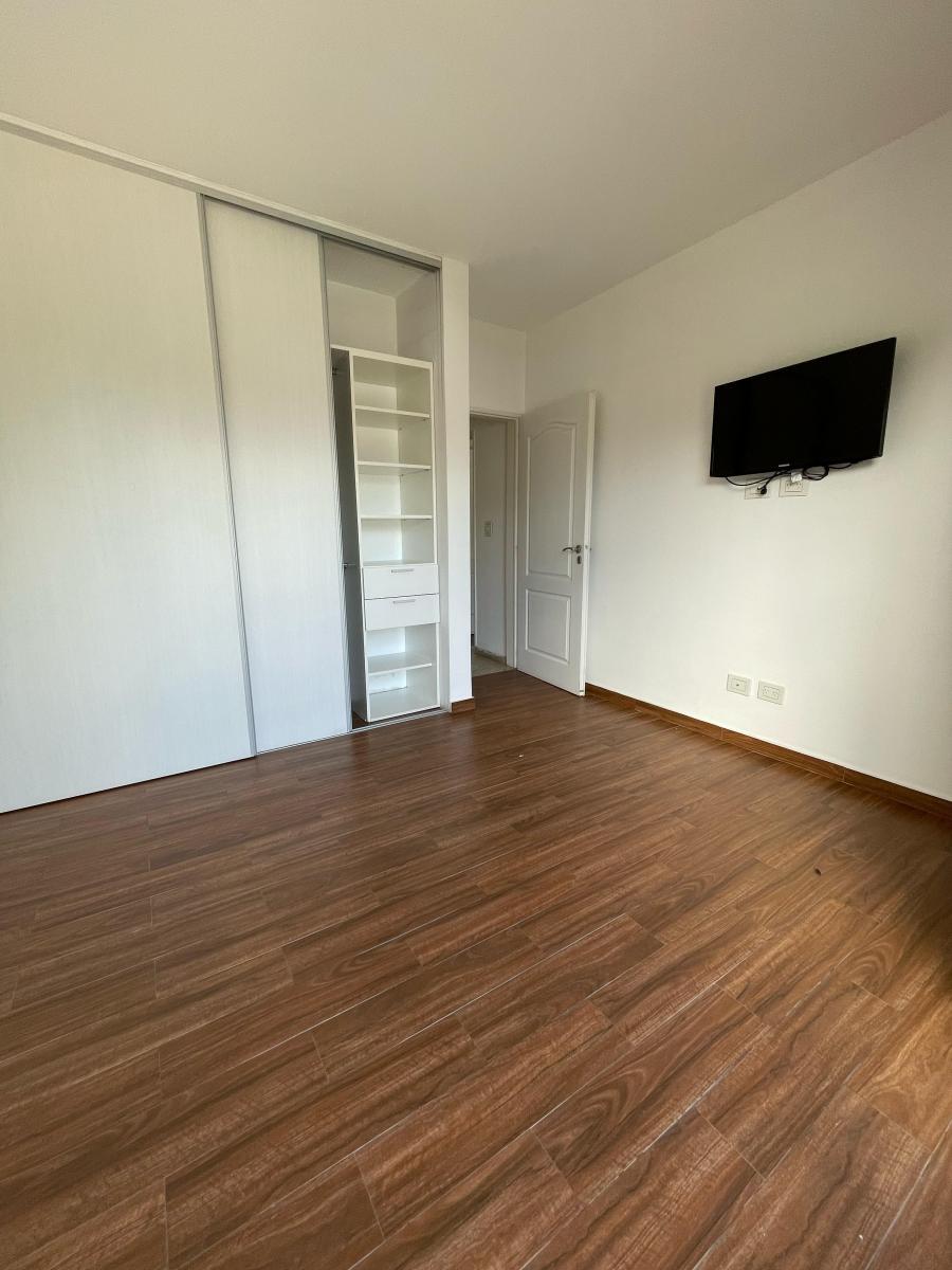 Departamento Semipiso 3 Ambientes con Balcon y Cochera Opcional en Venta 3