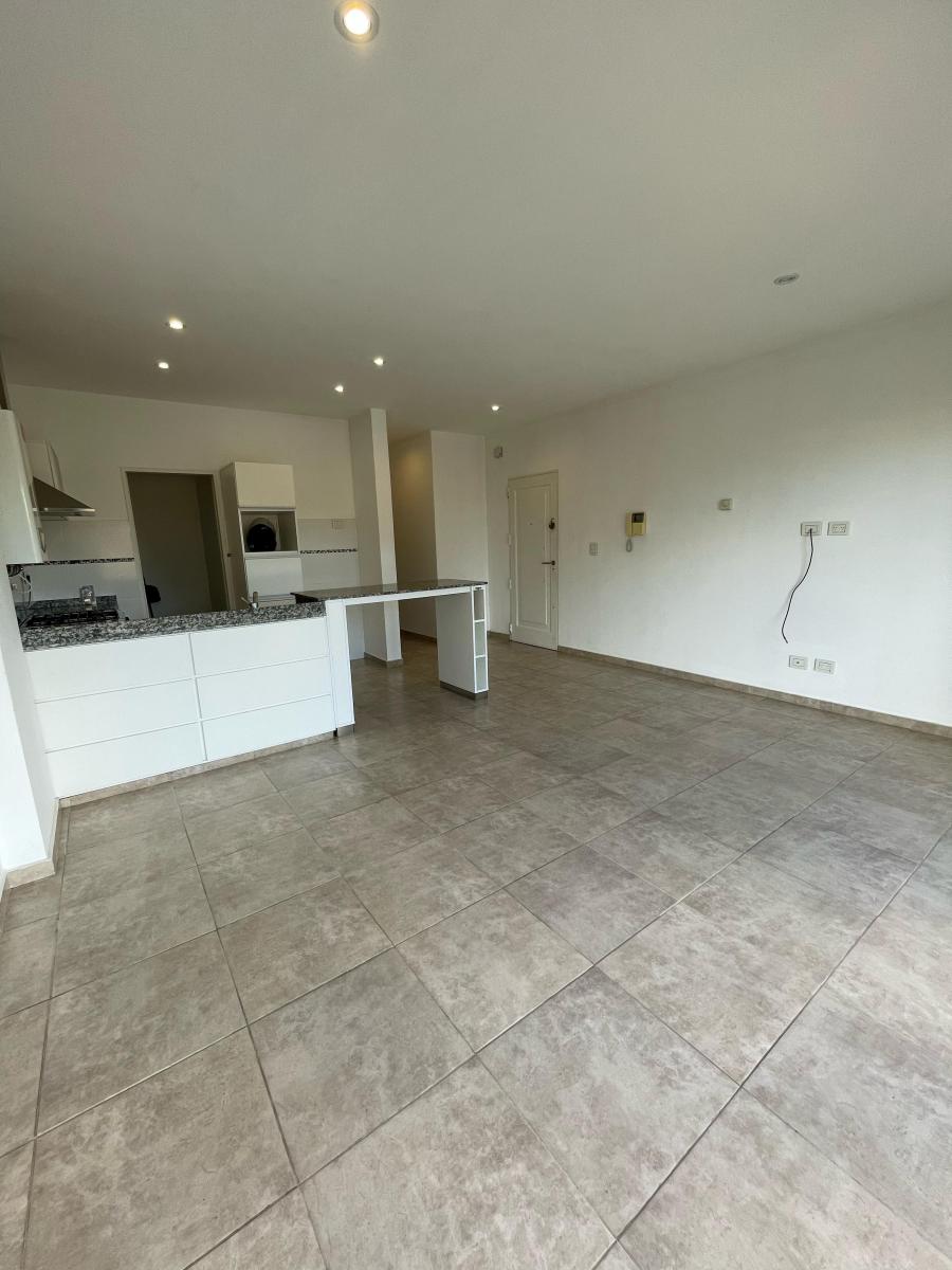 Departamento Semipiso 3 Ambientes con Balcon y Cochera Opcional en Venta 1